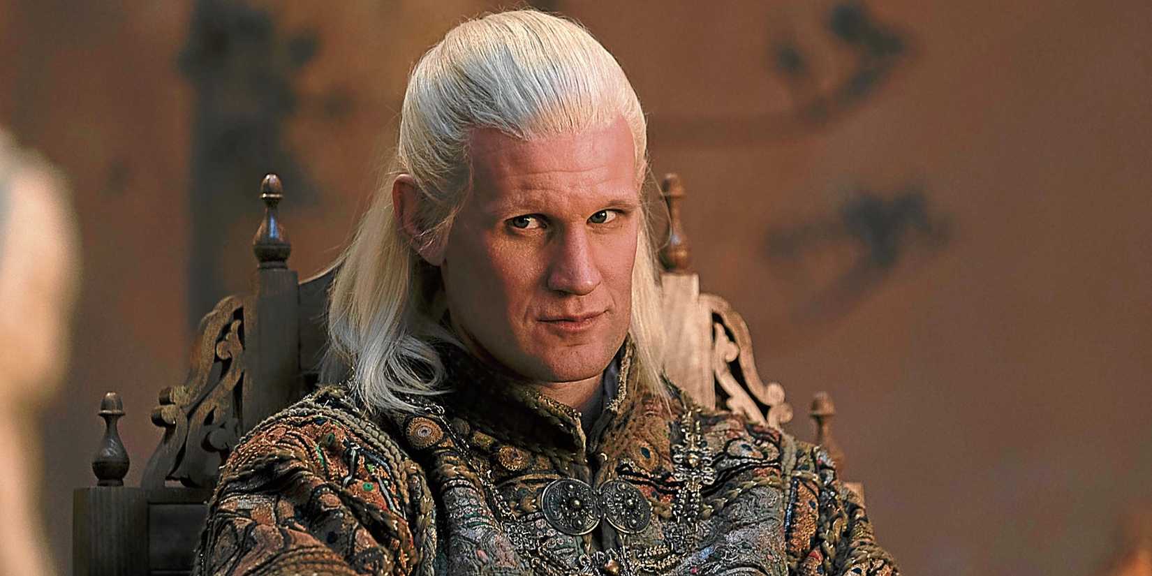 Prince Daemon Targaryen (Matt Smith) raising an eyebrow in House of the Dragon.