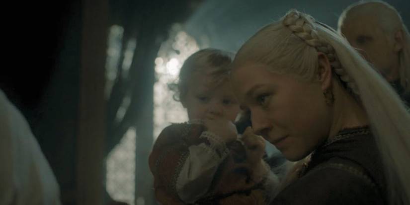 Rhaenyra and Daemon Targaryen with their sons Aegon and Viserys in HOTD