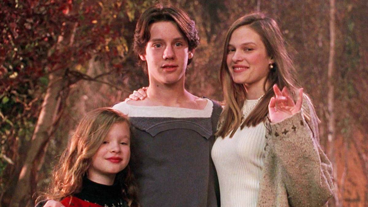 Hocus Pocus Director Confirms Popular Fan Theory, Reveals Spinoff Plans, image size:1200x675