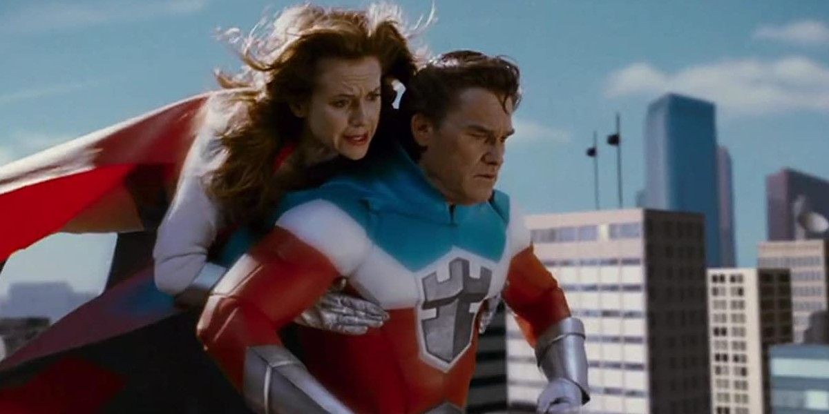 Bruce Campbell Would Return as Sam Axe 'in a Second' for a Burn Notice ...