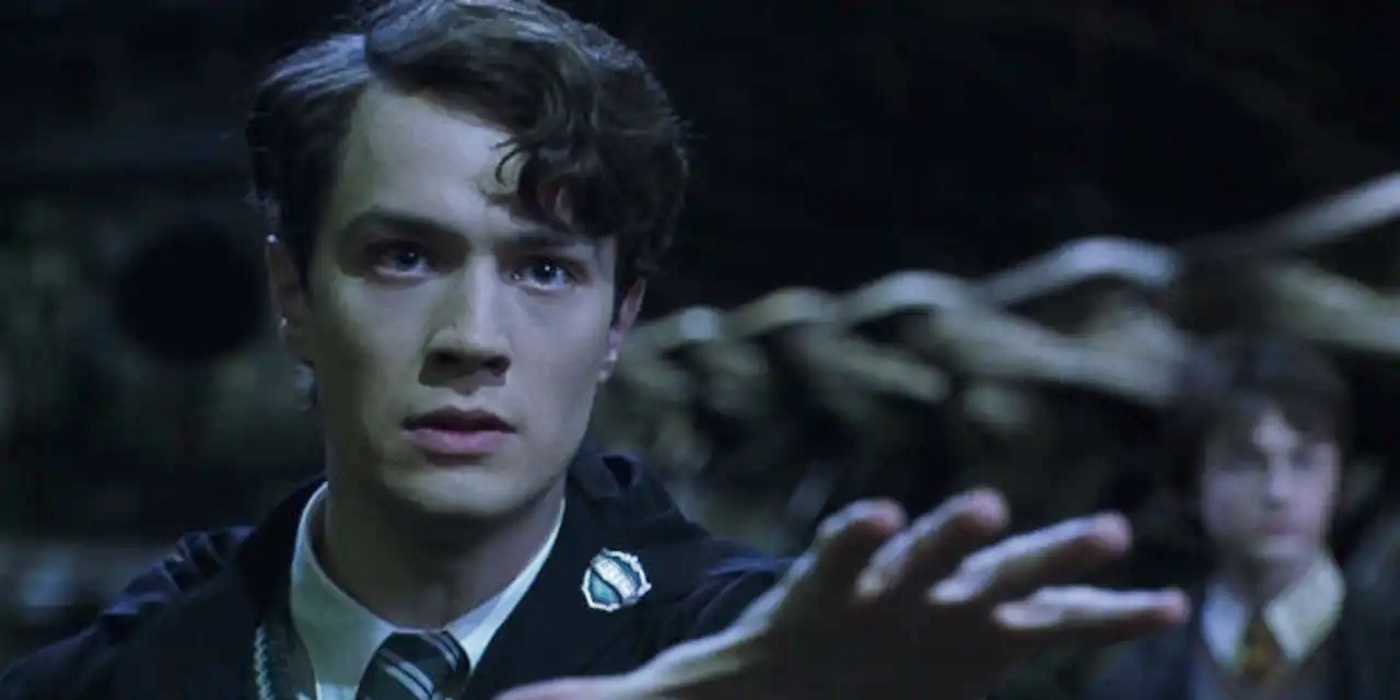 Cursed Tom Riddle Harry Potter: The Complete Wizarding World Timeline (Including The ...