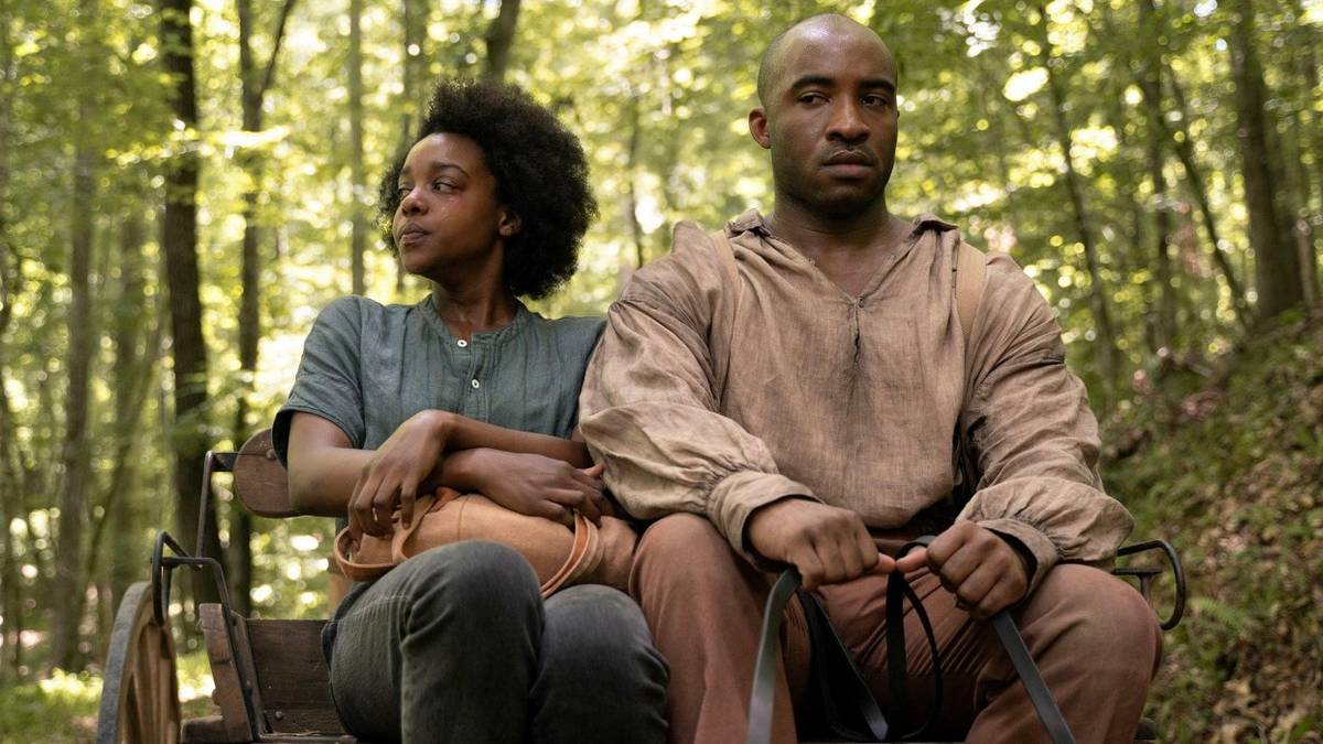 5 Greatest Magical Realism Books That Play with Time Travel