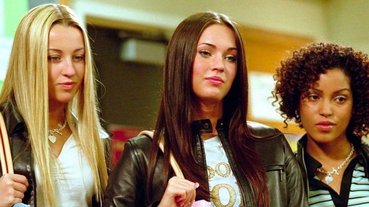 Confessions of a Teenage Drama Queen - Abridged Audiobook | Libro.fm, image size:1200x675