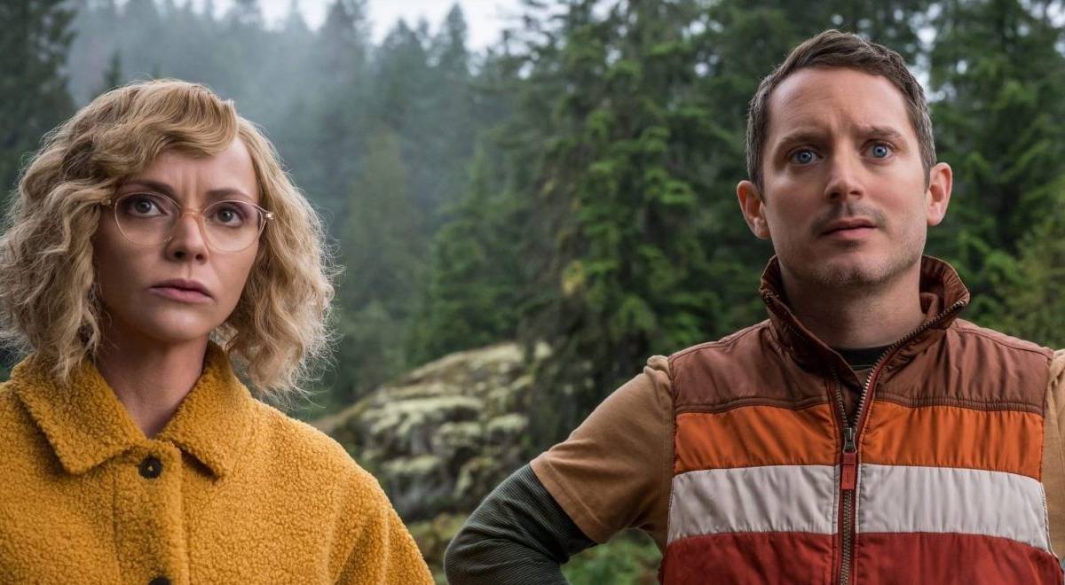 Yellowjackets Season 2 Shows the First Look at Elijah Wood’s Character