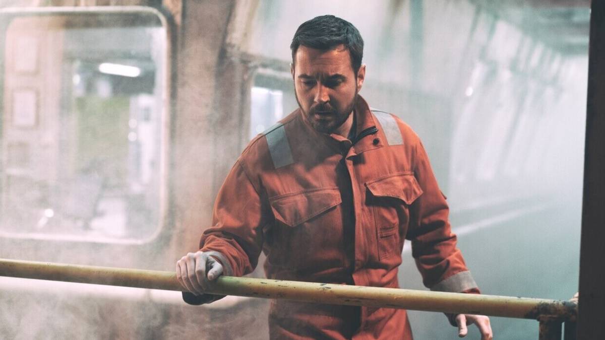 Prime Video's The Rig Isolates Martin Compston's Fulmer