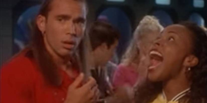 10 Power Rangers Scenes That Made Fans Quit the Show (& Never Look Back)