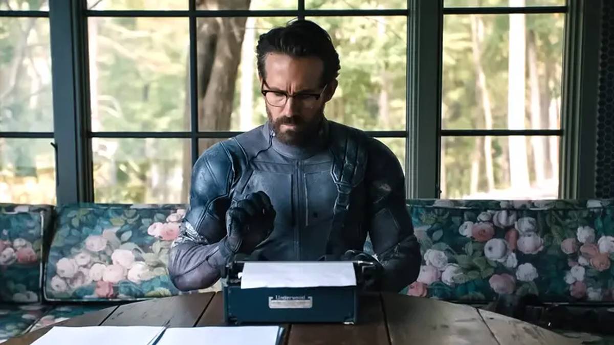 Ryan Reynolds Jokes About Deadpool 3's Updated Costume