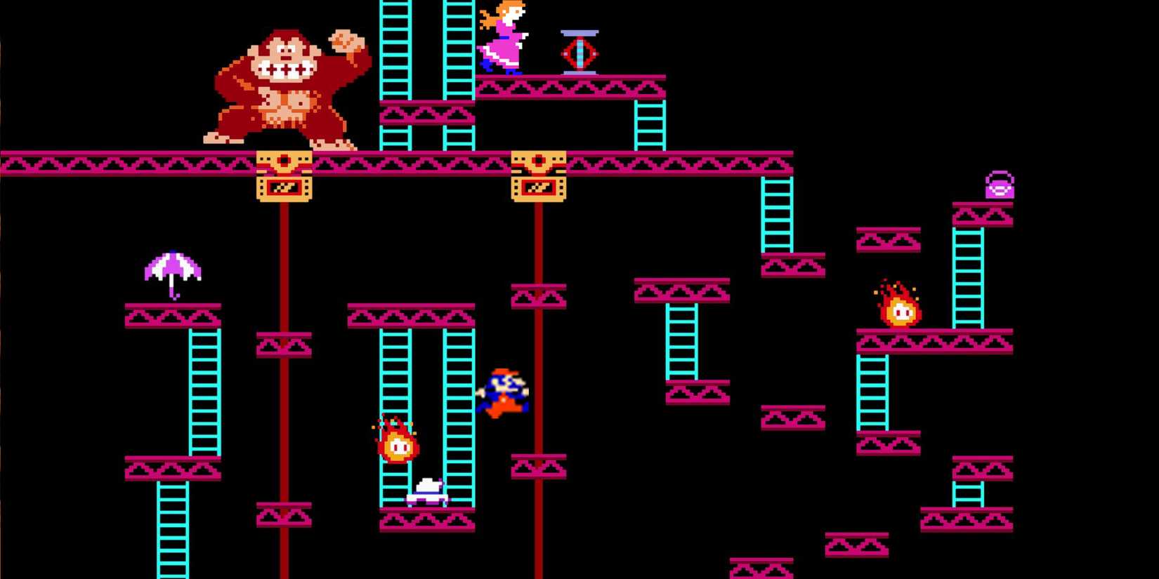 Mario jumps to save Pauline in Donkey Kong Arcade