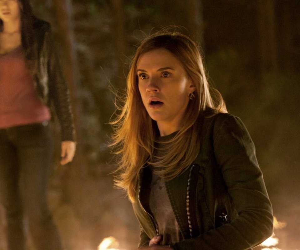 Every Main Character's Age in The Vampire Diaries