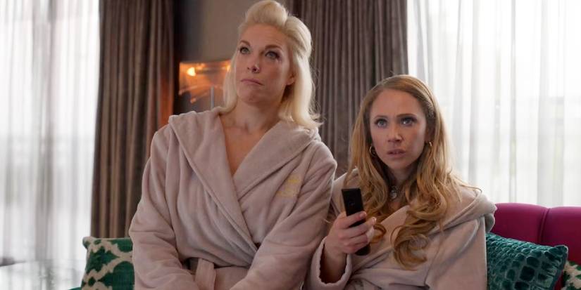 TV Could Challenge Biphobia By Dropping the 'Ambiguously Bi' Trope