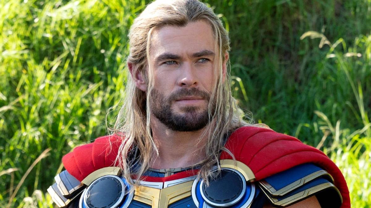 Chris Hemsworth Has MCU Fans Believing His Time as Thor is Ending