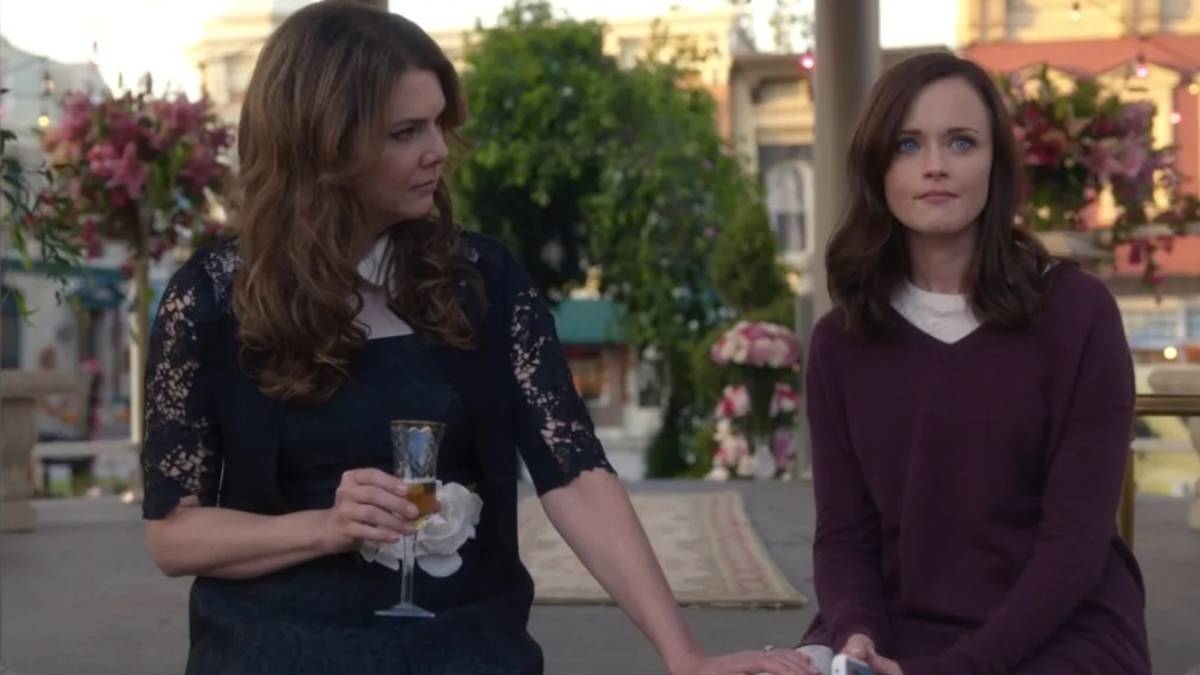 Gilmore Girls Proves Rory's Character Development Makes Sense