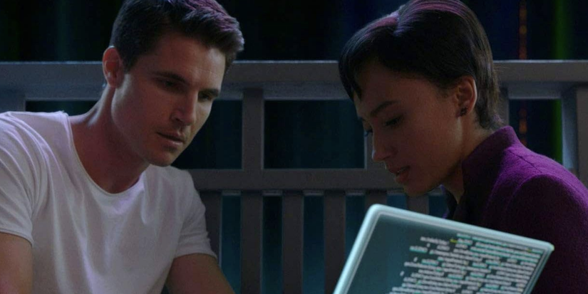 The 10 Best Episodes of Upload, According to IMDb