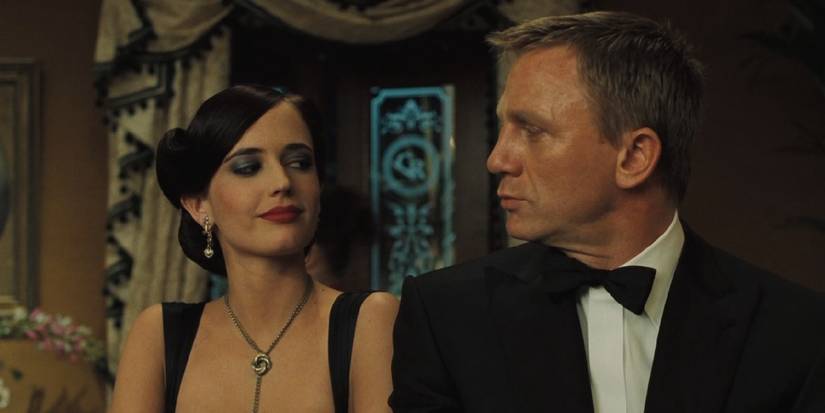 Vesper Lynd (Eva Green) smirks at James Bond (Daniel Craig) in Casino Royale.