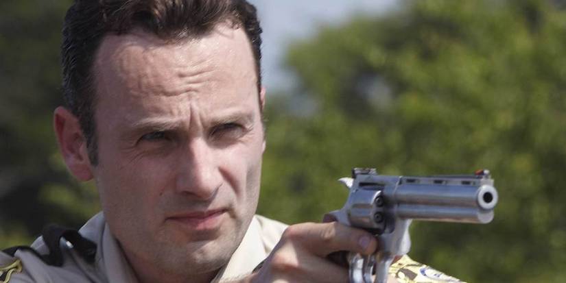 Breaking Bad and 9 Other TV Shows That Were Hits From the Pilot