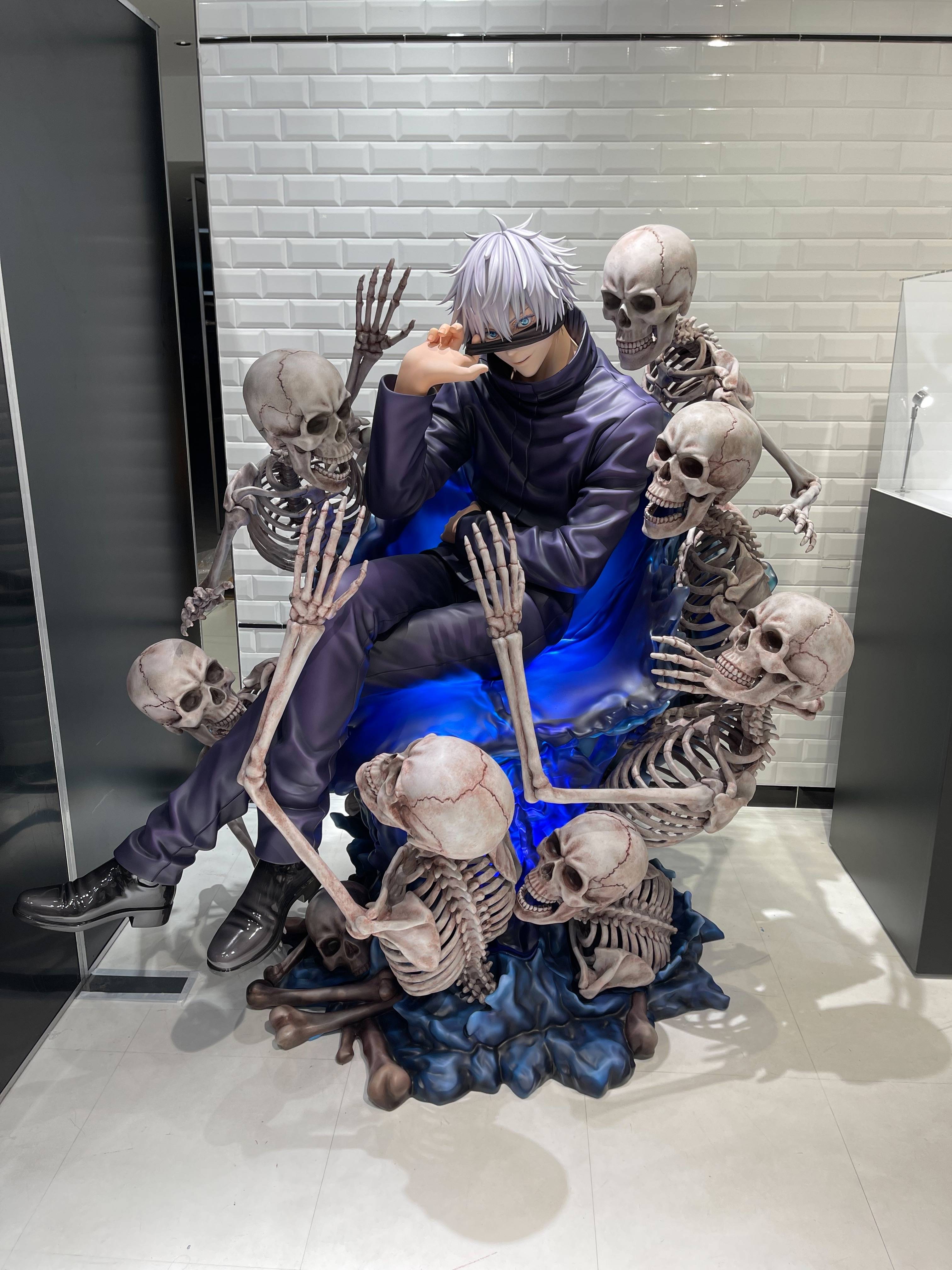 Gojs Figures JJK Releases Life-Sized Satoru Gojo Merchandise Figure