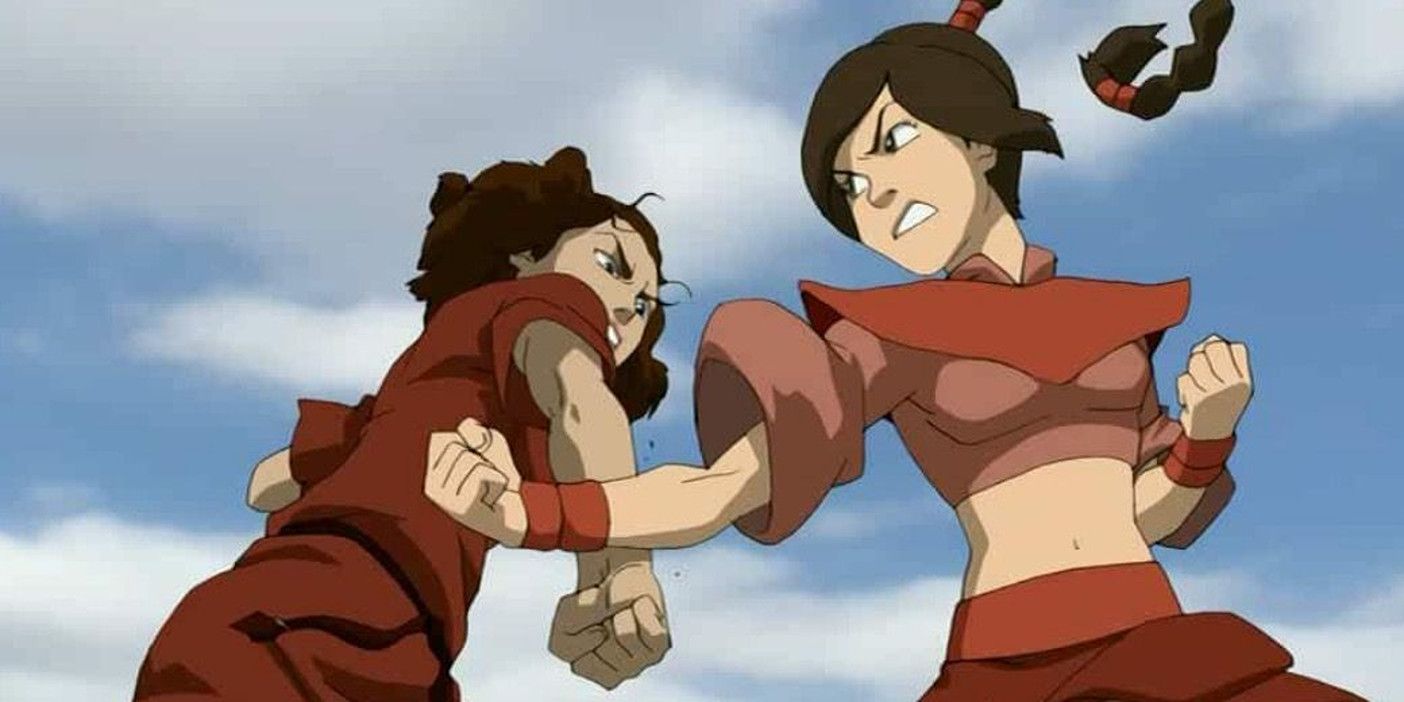 Suki luta com Ty Lee na prisão do Caldeirão do Destino.