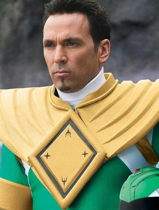 Jdf Power Rangers Hasbro Picks Up Power Rangers Toy License from Bandai