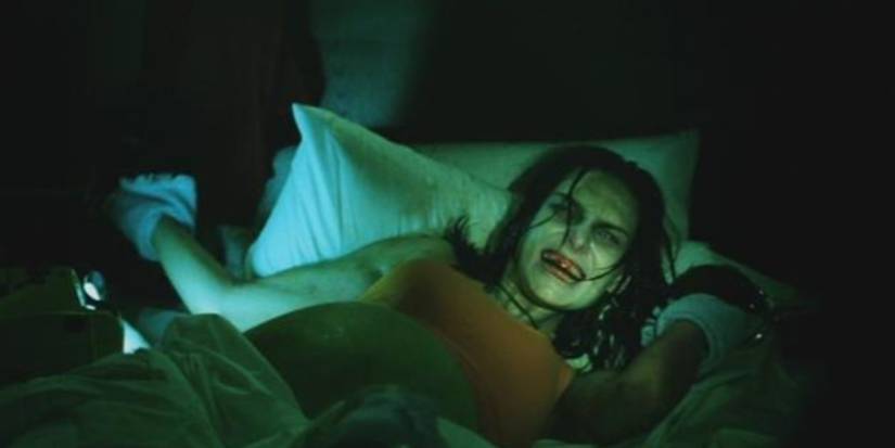 The Ones Who Live's Chlorine Gas Scene Sets Up a Horrifying Dawn of the ...