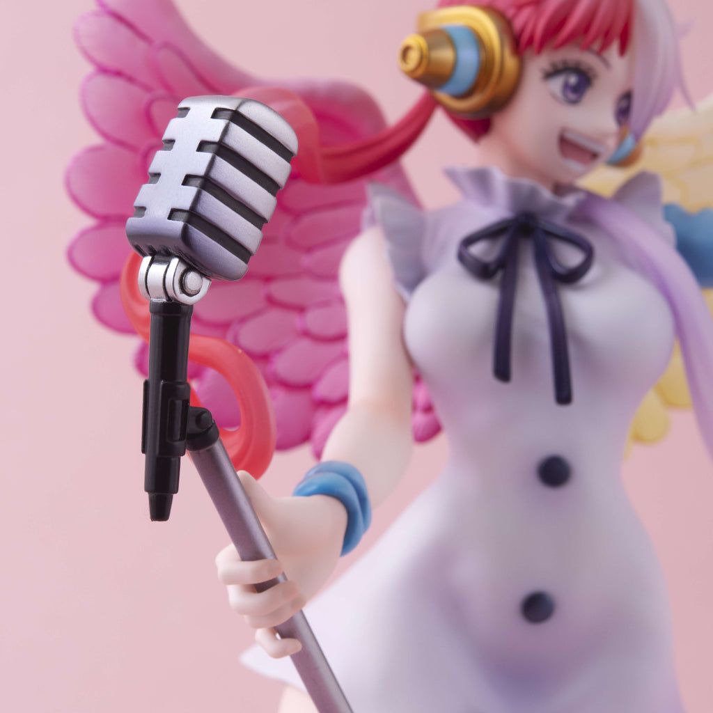 One Piece's Uta Comes to Life in Iconic Stage Outfit Figure Release