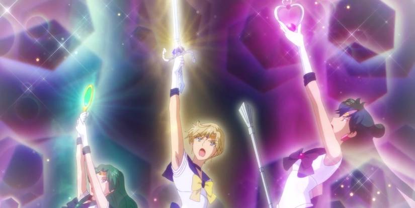 Sailor Scouts: Sailor Moon/Chibi Moon, Tuxedo Mask, Sailor Mercury/Mars/ Jupiter/Venus, Sailor Uranus/Neptun/Pluto/Saturn