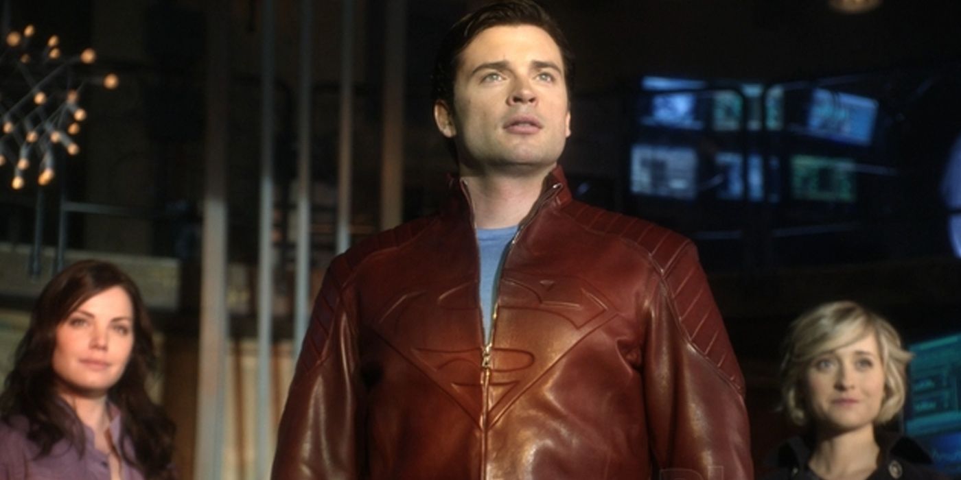 Clark usa a roupa do Blur em Smallville