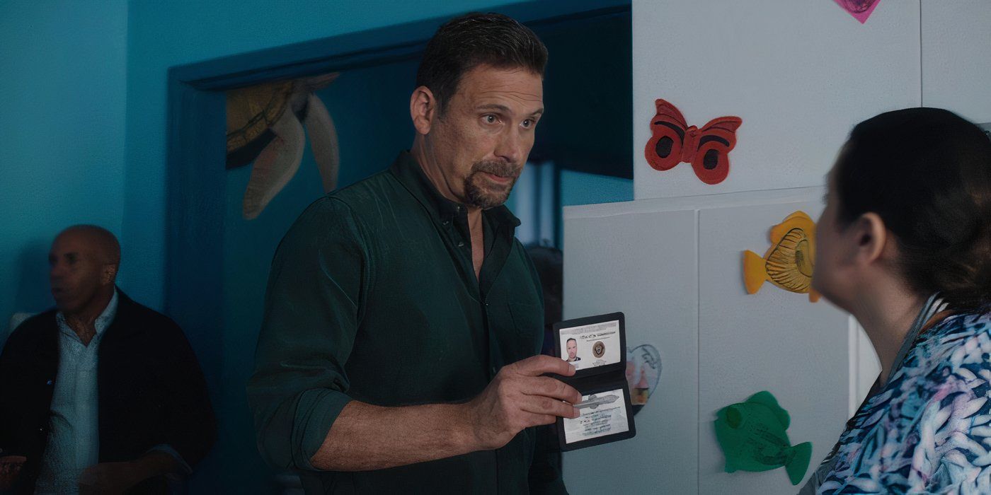 FBI Assistant Special Agent in Charge Jubal Valentine (Jeremy Sisto) flashing his badge in FBI episode "Hacktivist" 