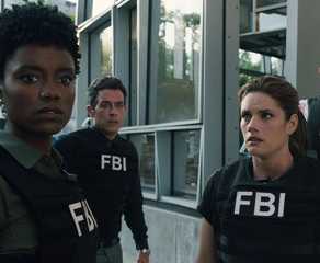 FBI Special Agents Tiffany Wallace (Katherine Renee Kane), Maggie Bell (Missy Peregrym), Stuart Scola (John Boyd) and OA Zidan (Zeeko Zaki) in the field in FBI episode "Heroes"