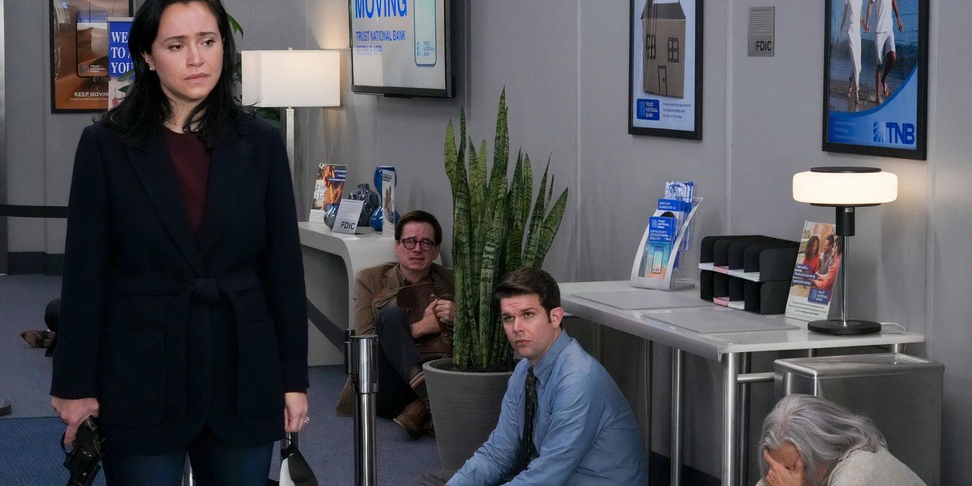 FBI Analyst Kelly Moran (Taylor Anthony Miller) being held hostage in FBI episode "Heroes" 