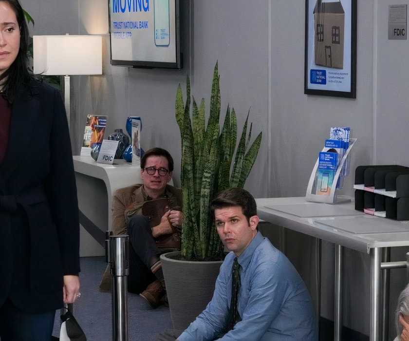 FBI Analyst Kelly Moran (Taylor Anthony Miller) being held hostage in FBI episode "Heroes"