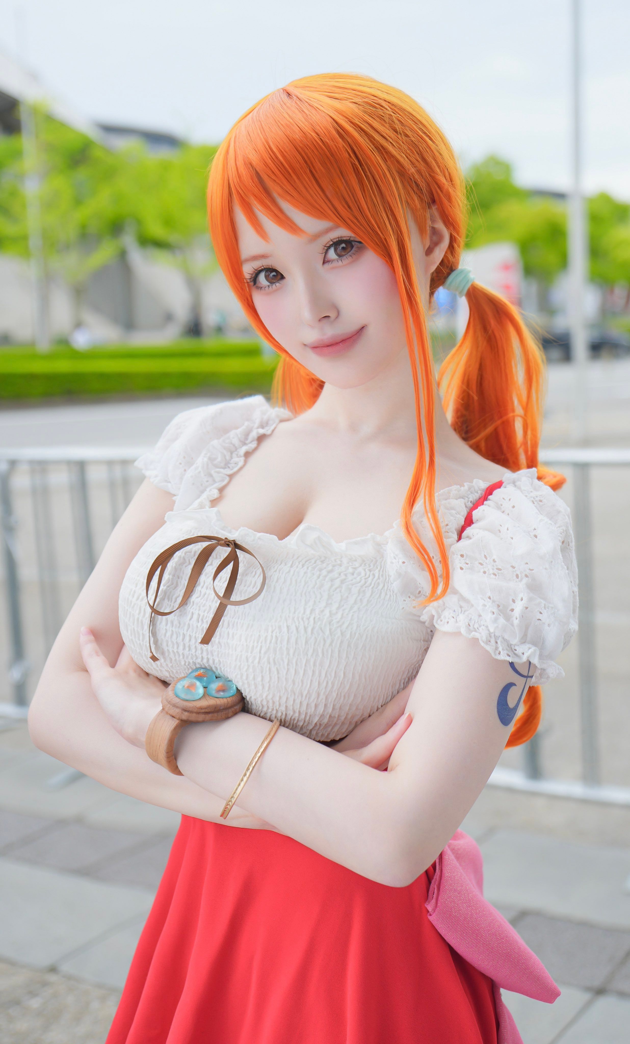 One Piece Cosplay Gives New Life to Nami's Whole Cake Island 'Pretzel Girl'  Outfit