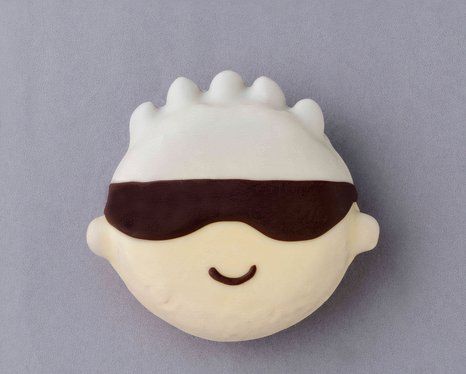 Shonen Jump's New Official Café Reveals the Jujutsu Kaisen Gojo Donut