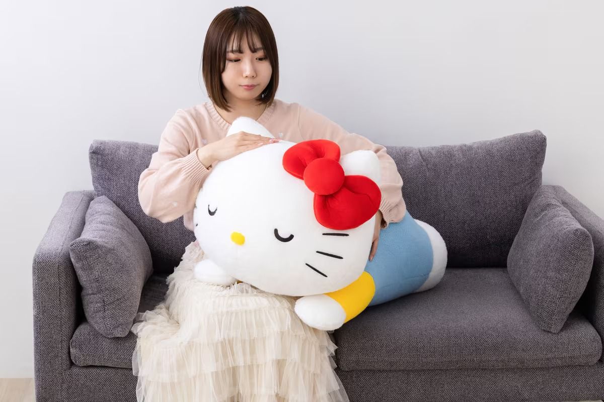 Sanrio's Hello Kitty Gets the Mother of All Plush Toys for Special