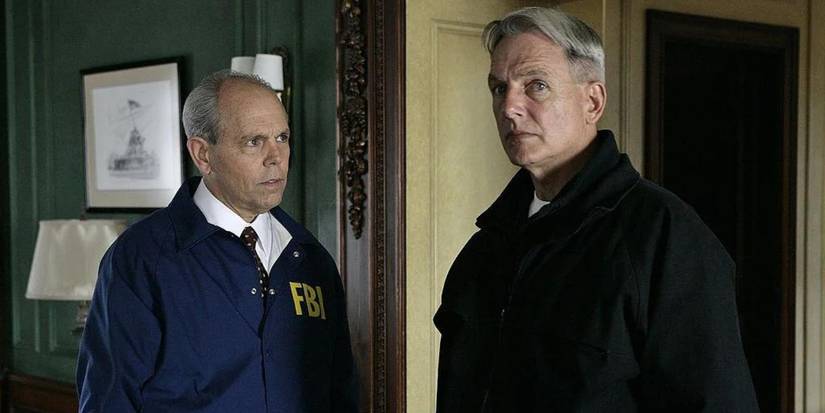 Joe Spano as Tobias Fornell talks with Mark Harmon as Jethro Gibbs on NCIS.
