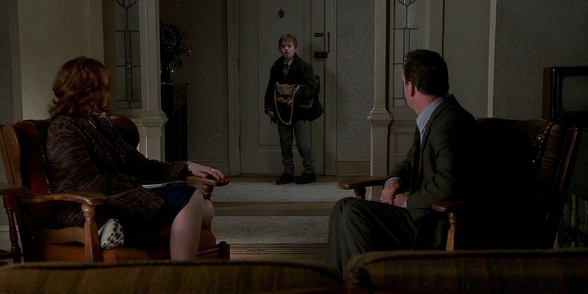 Haley Joel Osment Recalls Bruce Willis Phone Calls After The Sixth Sense