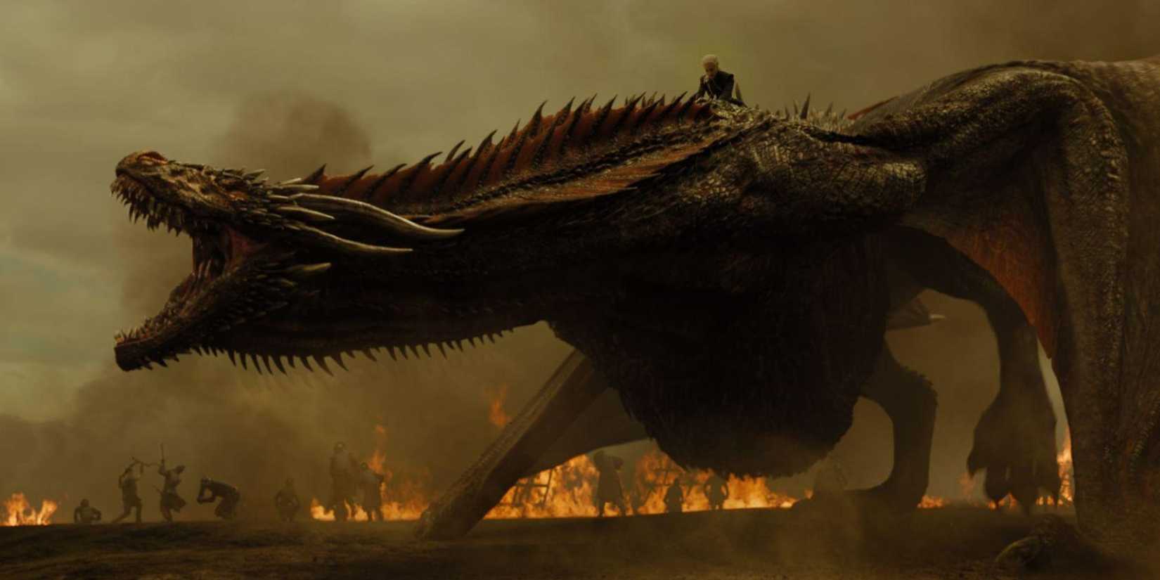 Daenerys Targaryen rides Drogon in battle in Game of Thrones.