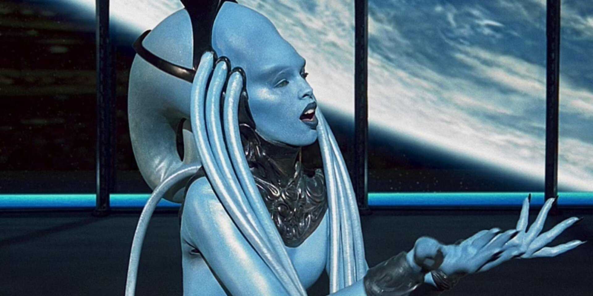 Alien Key Set Building 10 Best Alien Costumes in Sci-Fi Movies, Ranked