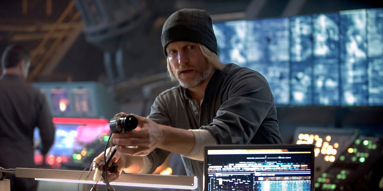 15 Best Haymitch Quotes in The Hunger Games