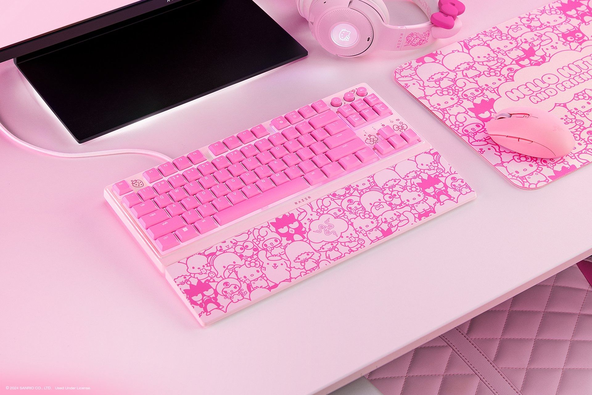 Hello Kitty's New RAZER Gaming Chair & Tech Accessory Collection ...