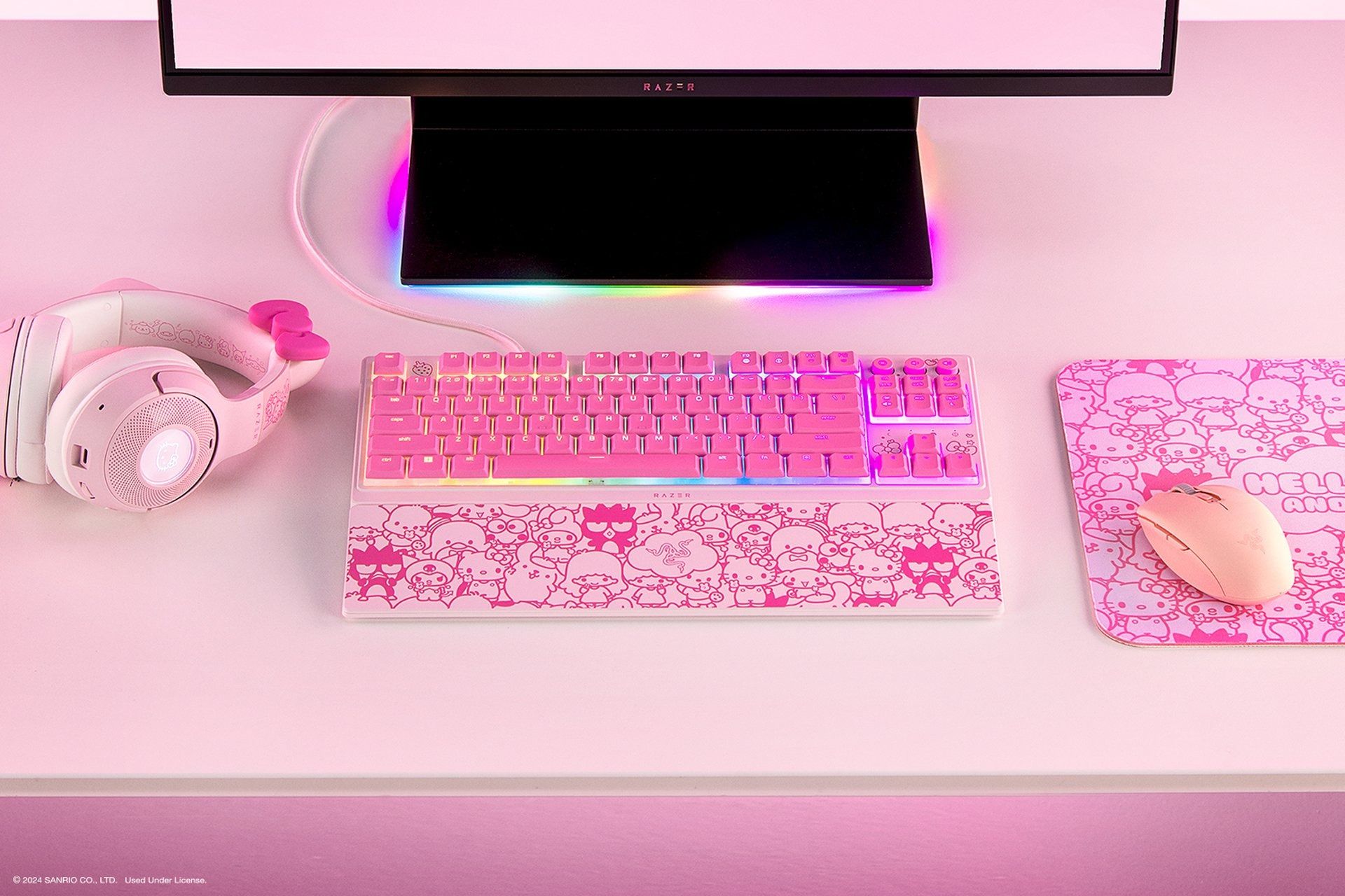 Hello Kitty's New RAZER Gaming Chair & Tech Accessory Collection ...