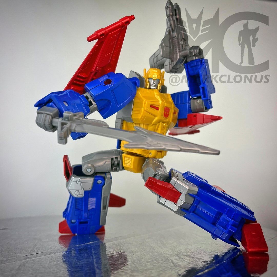 Transformers' Legacy United Metalhawk Gets First Official Image Reveal ...