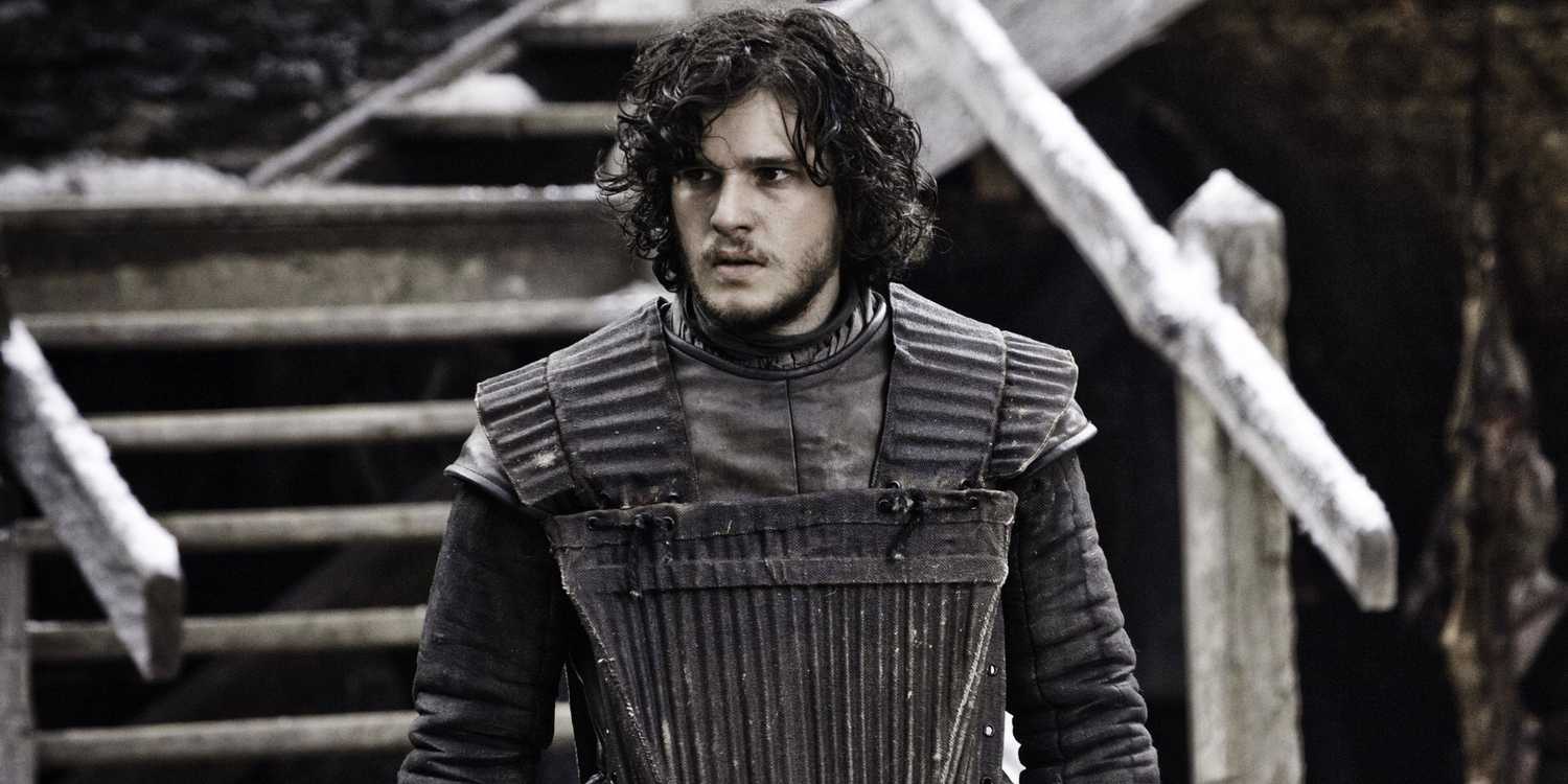 How Old Is Jon Snow in the Books, & How Old Was Kit Harington in Game