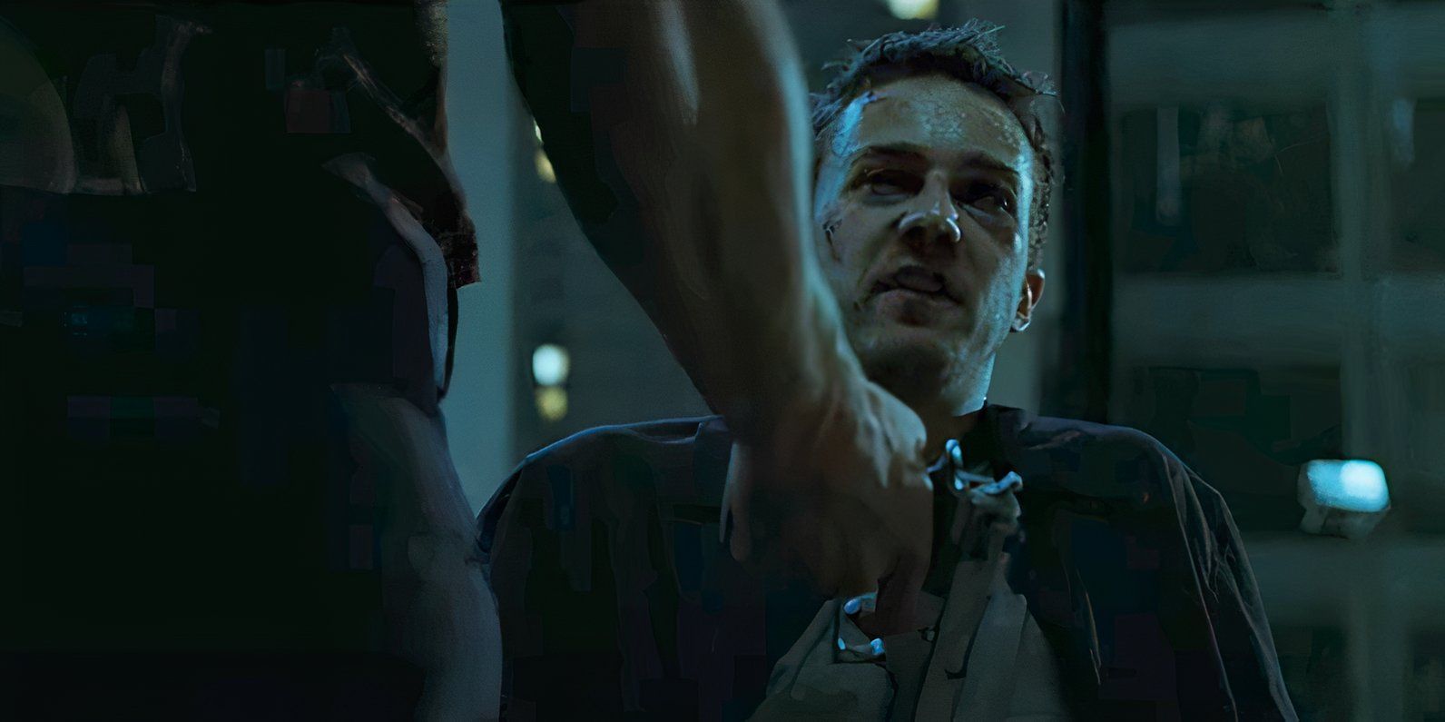 15 Clues That Gave Away the Plot Twist in Fight Club