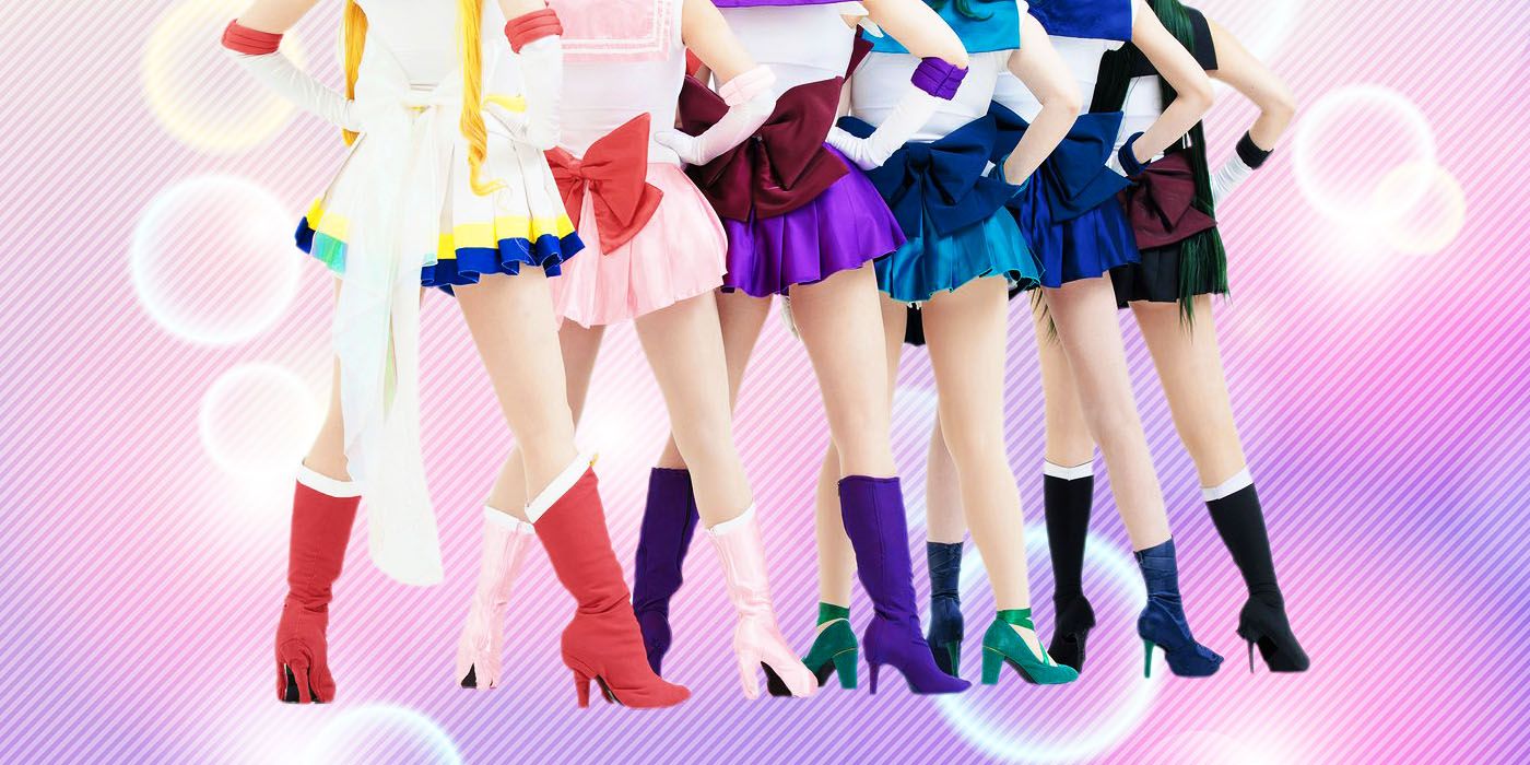 Group cosplay photo of Moon, Chibi, Saturn, Uranus, Pluto and Sailor Moon