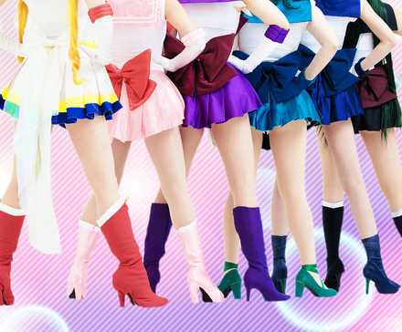Group cosplay photo of Moon, Chibi, Saturn, Uranus, Pluto and Sailor Moon
