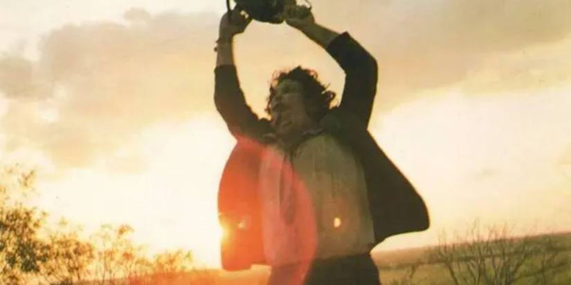 Leatherface closes out "The Texas Chainsaw Massacre" with his iconic final chainsaw dance.