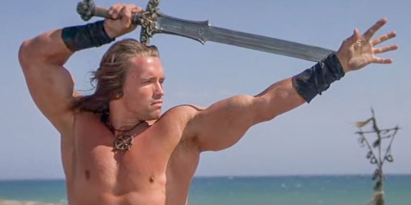 کنان در حال آموزش شمشیرزنی در فیلم Conan the Barbarian