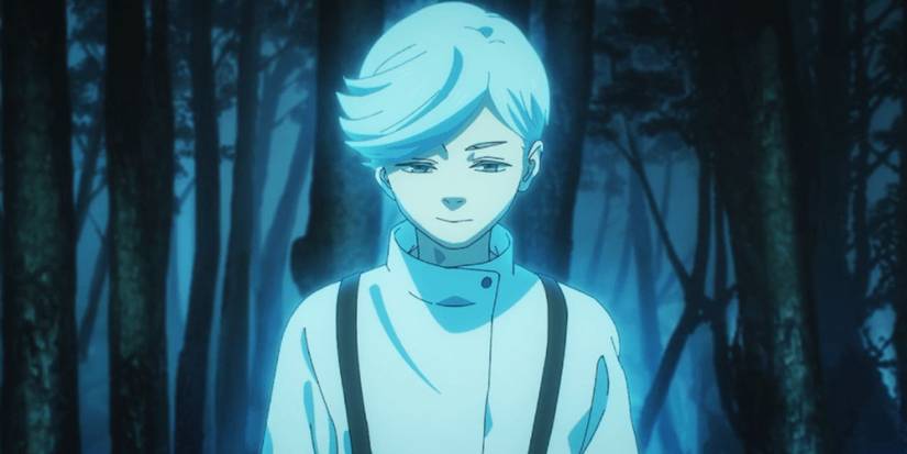 Ui Ui baissant les yeux, mais déterminé dans le domaine du cercueil. 