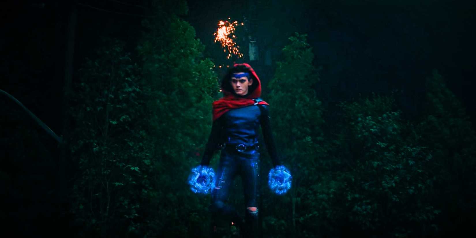 Joe Locke as Billy Maximoff Wiccan making a hero entrance in Westview in Agatha All Along