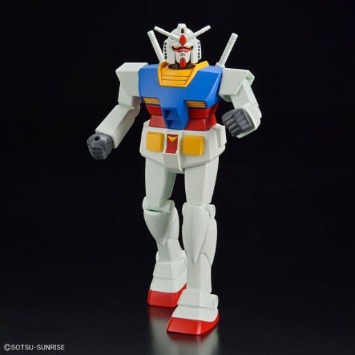 Bandai Revives the Original Mobile Suit Gundam Model Kit After 45